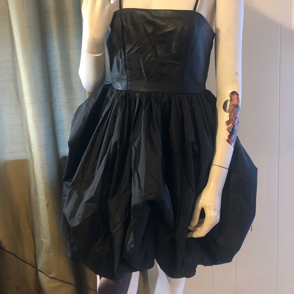 Alicia & Olivia mini dress💃